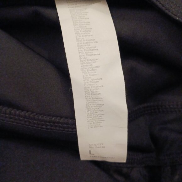 Fabletics Twist Front Oasis 7/8 DESIGNER Onesie Black Foil Snake SZ Large RARE - Picture 8 of 10